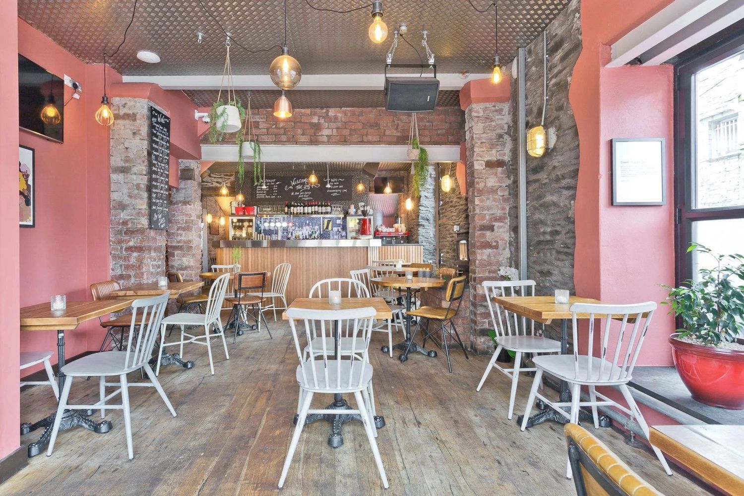 The Tilly Windermere Windermere Bar, Windermere Restaurant, Casual